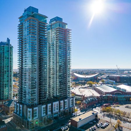 Modern Suite Calgary Downtown 5 Min Walk Stampede Екстериор снимка