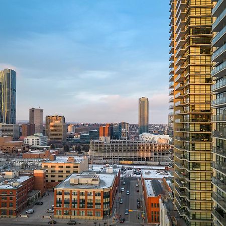 Modern Suite Calgary Downtown 5 Min Walk Stampede Екстериор снимка