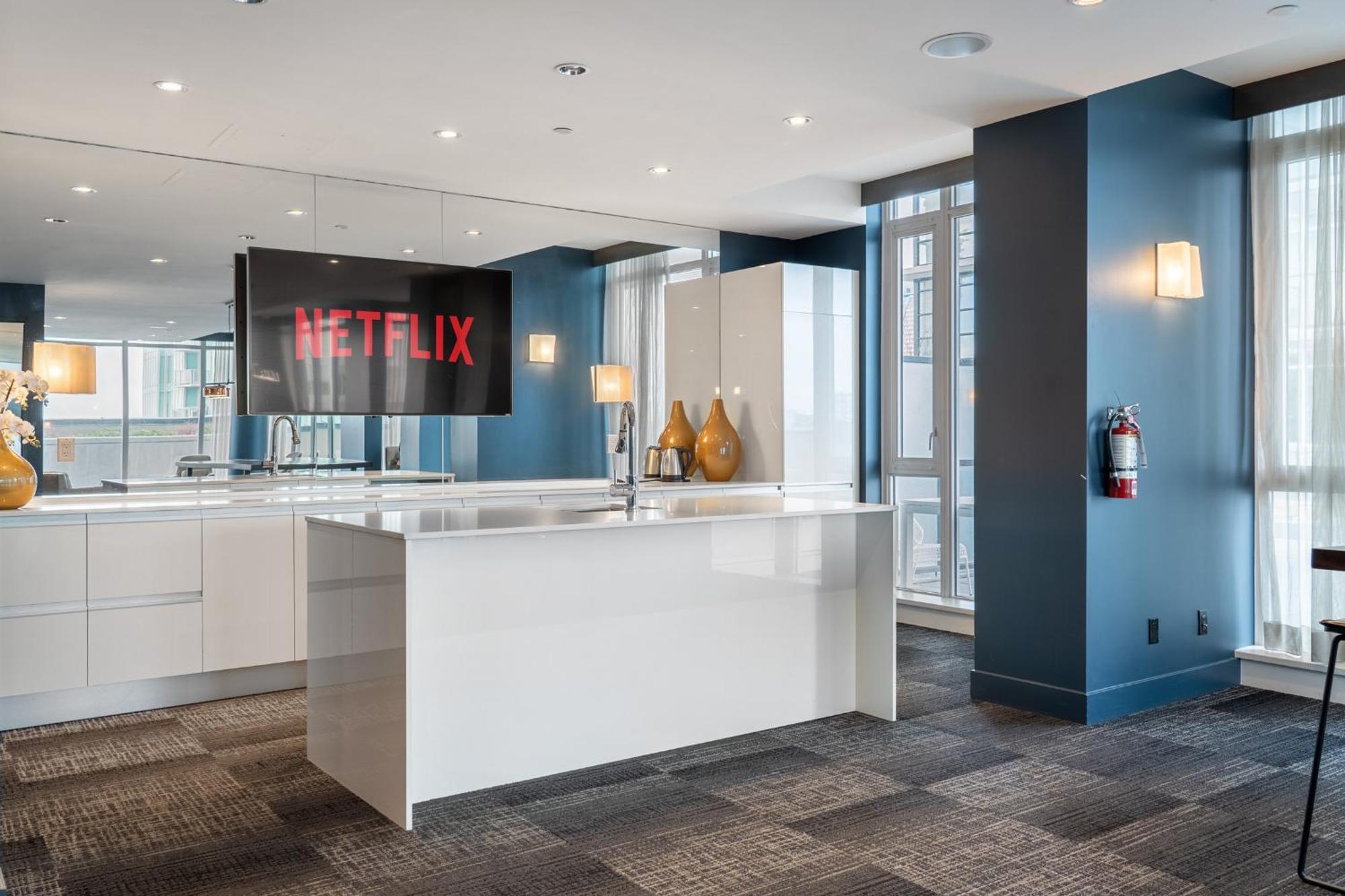 Modern Suite Calgary Downtown 5 Min Walk Stampede Екстериор снимка